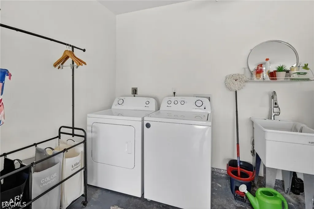 6458 Royal Woods Drive Fort Myers FL 33908