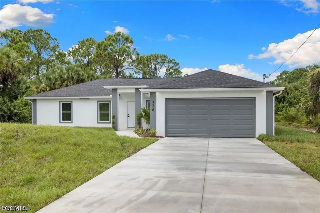 6018 Paula Avenue N Lehigh Acres FL 33971