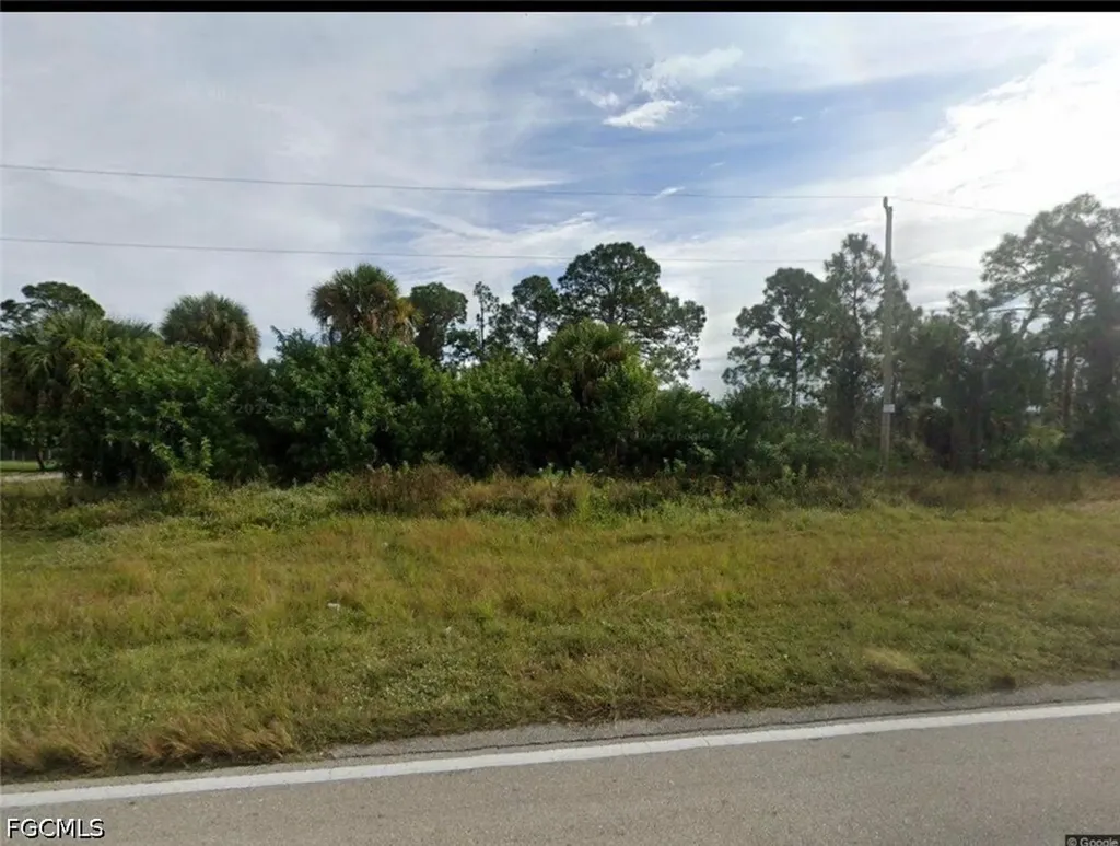 343 Columbus Boulevard S Lehigh Acres FL 33974