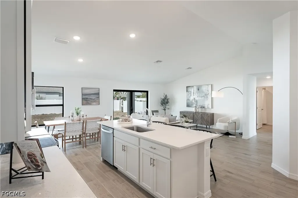 3016 NW 6th Avenue Cape Coral FL 33993