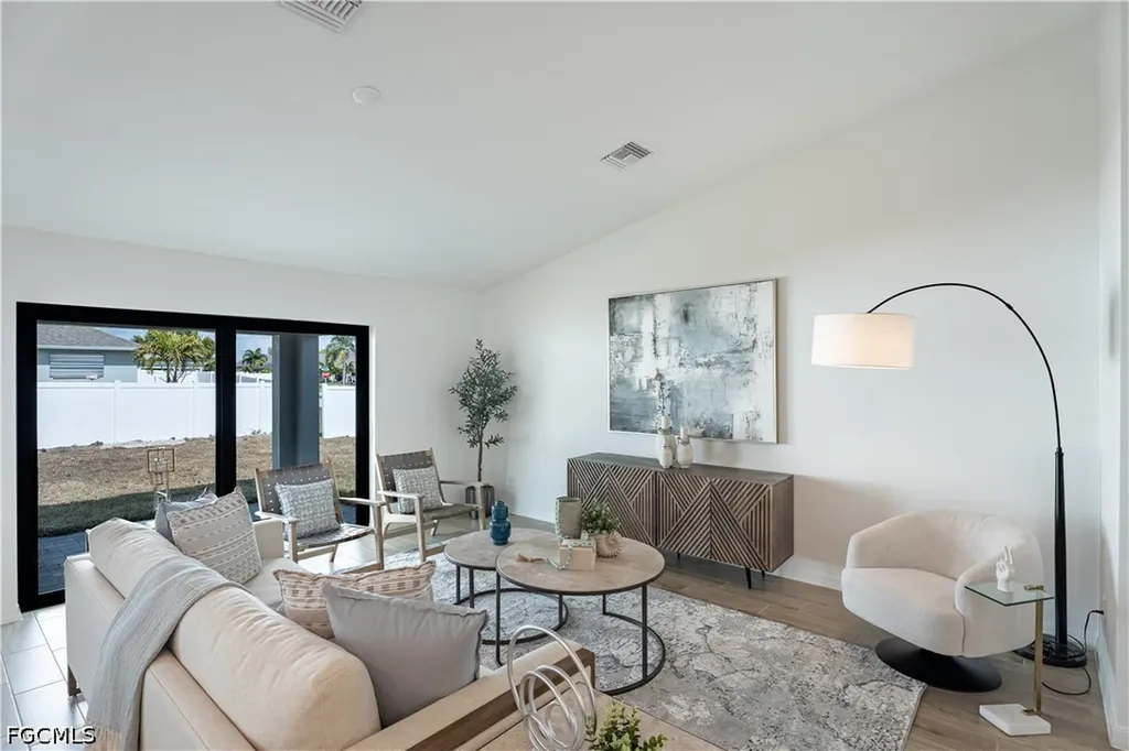 1125 NW Juanita Place Cape Coral FL 33993