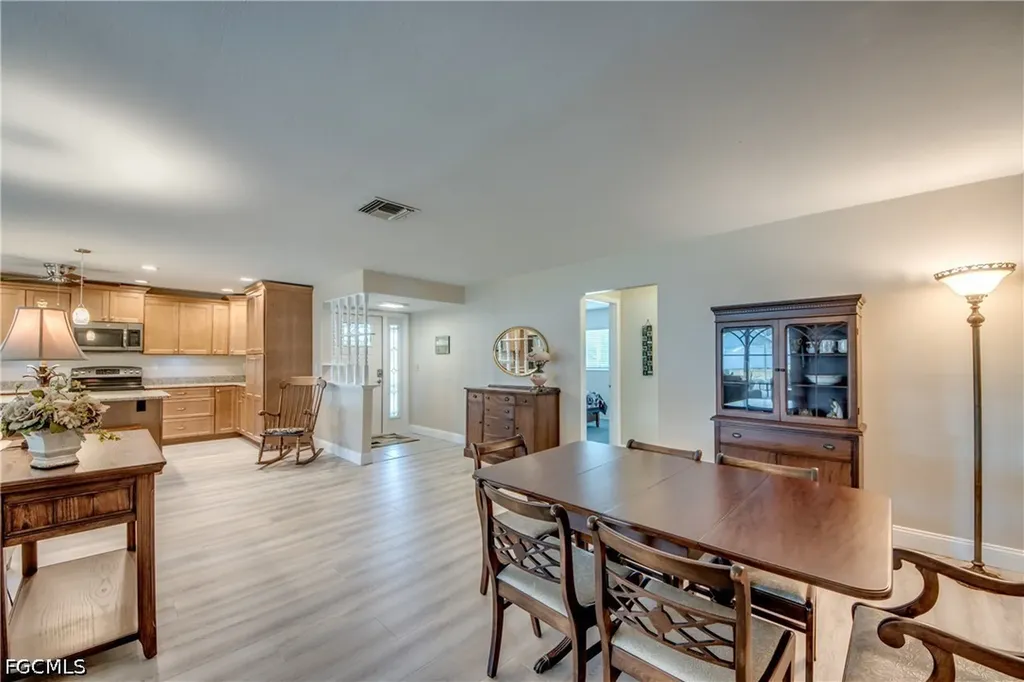 4425 SE 13th Avenue Cape Coral FL 33904