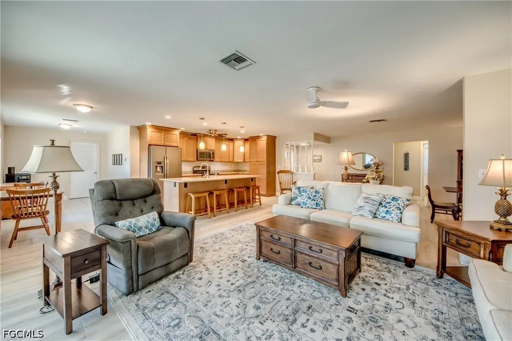 4425 SE 13th Avenue Cape Coral FL 33904