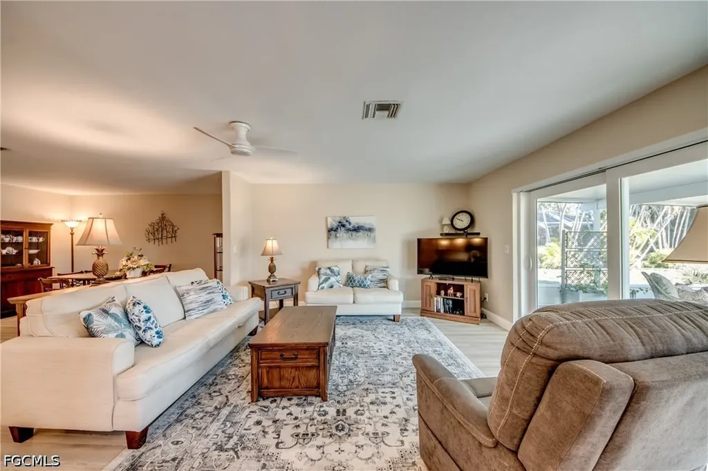 4425 SE 13th Avenue Cape Coral FL 33904