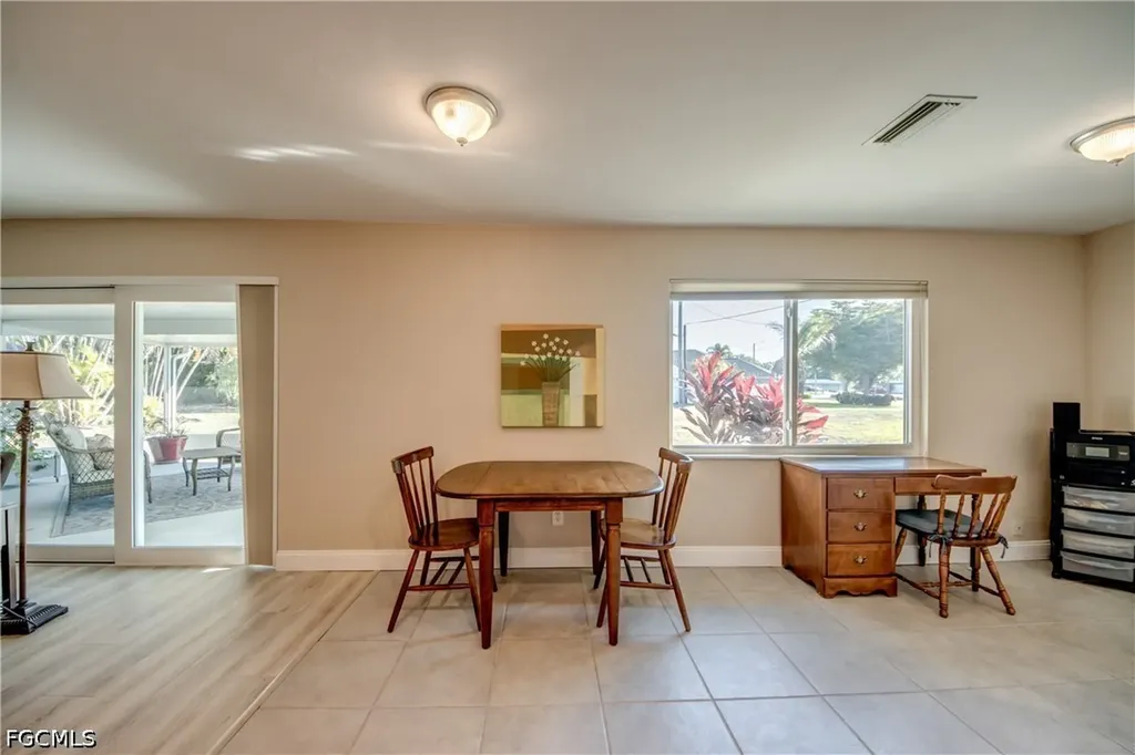4425 SE 13th Avenue Cape Coral FL 33904