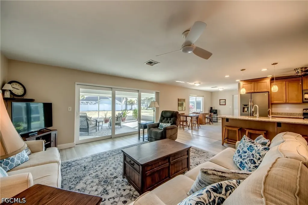 4425 SE 13th Avenue Cape Coral FL 33904