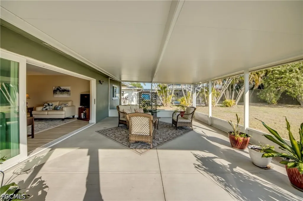 4425 SE 13th Avenue Cape Coral FL 33904