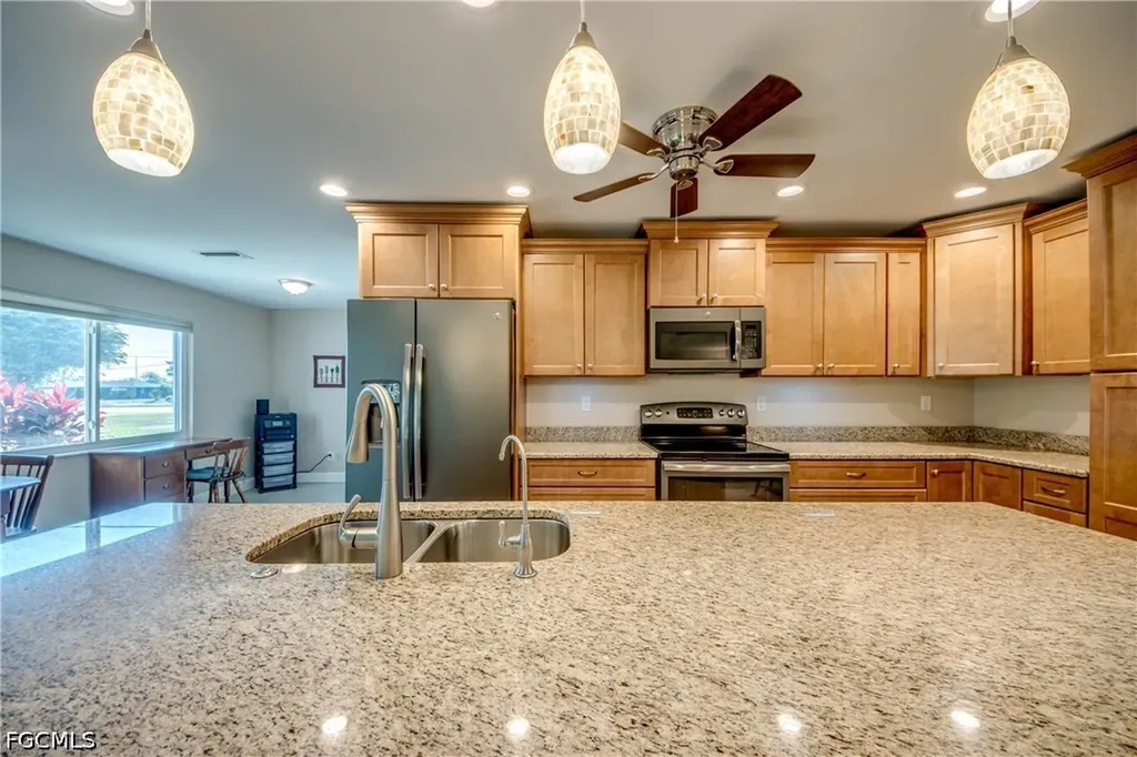 4425 SE 13th Avenue Cape Coral FL 33904