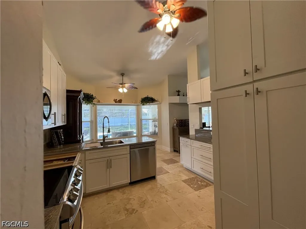 4436 SE 11th Place Cape Coral FL 33904