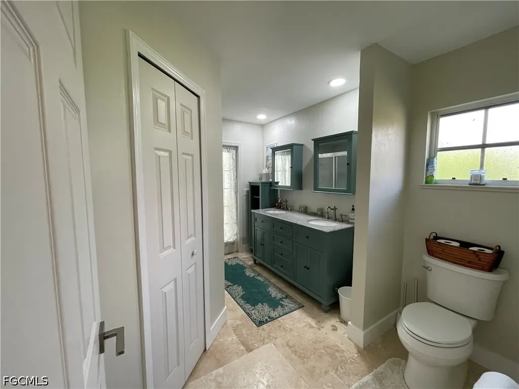 4436 SE 11th Place Cape Coral FL 33904