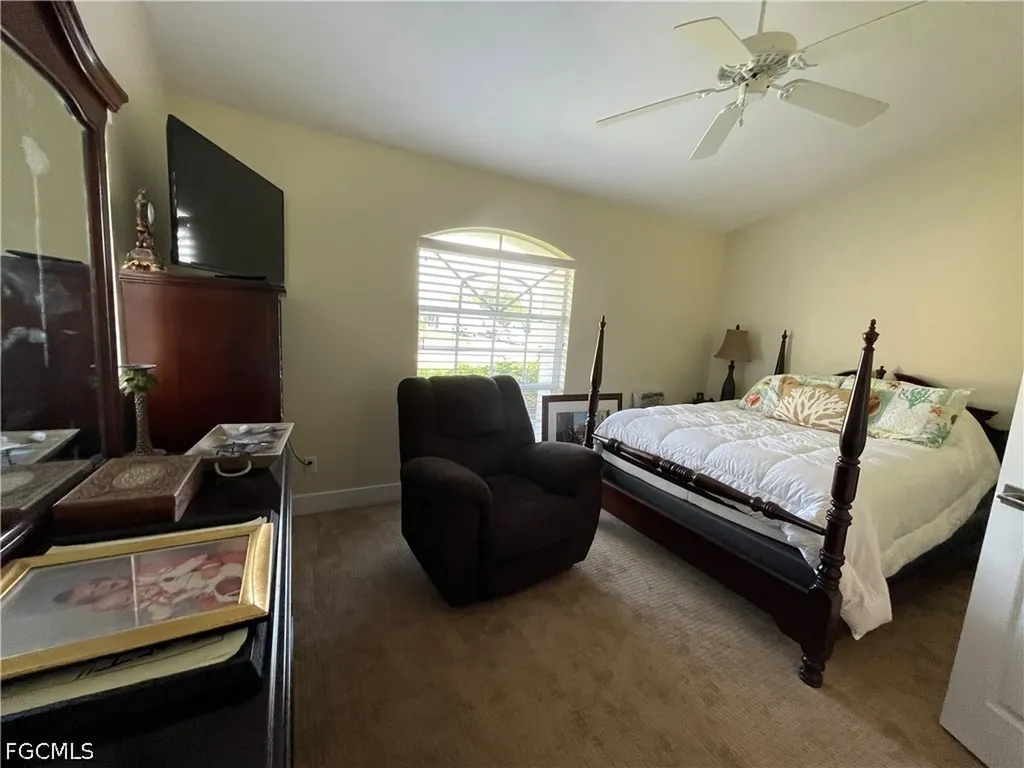 4436 SE 11th Place Cape Coral FL 33904