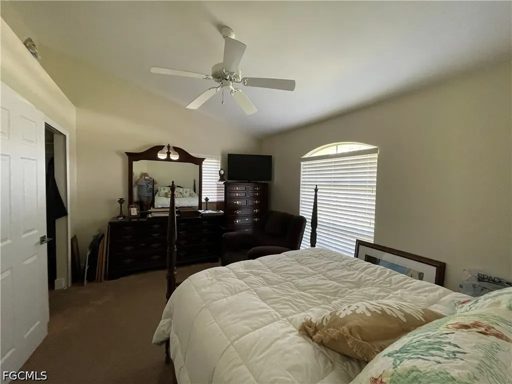 4436 SE 11th Place Cape Coral FL 33904