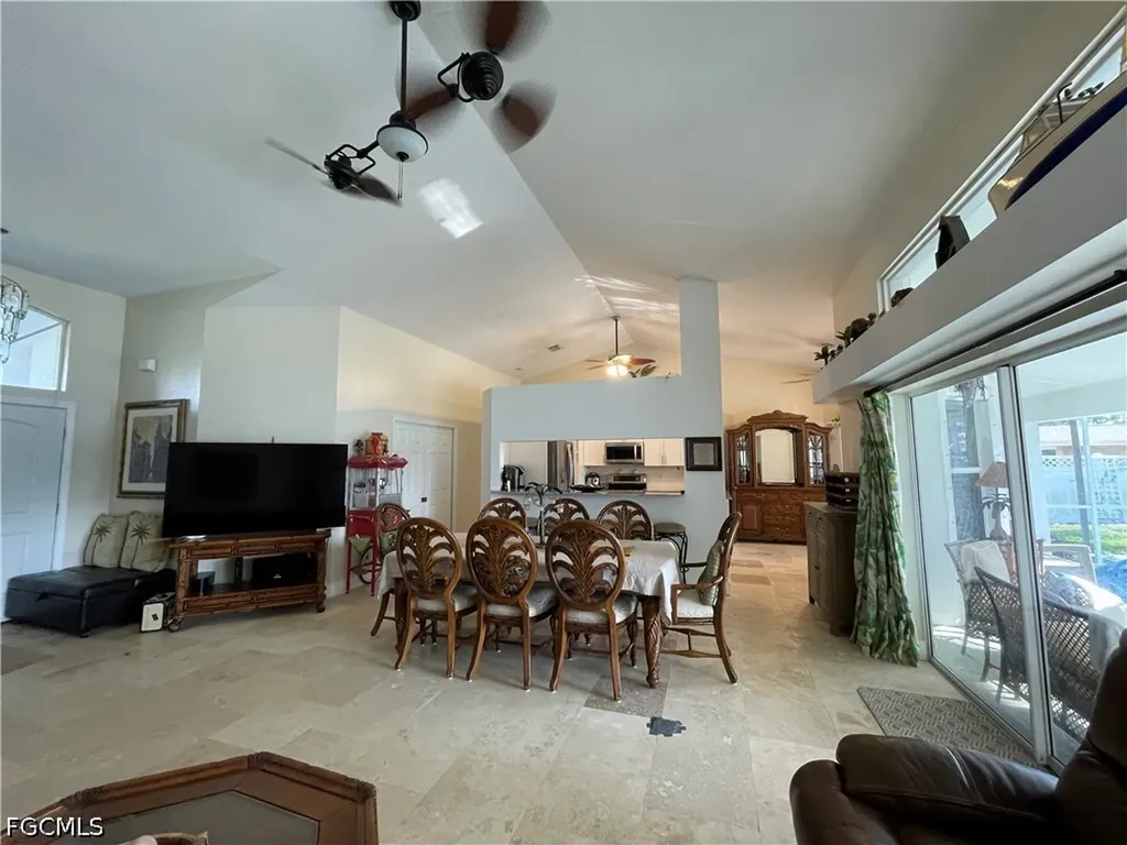 4436 SE 11th Place Cape Coral FL 33904