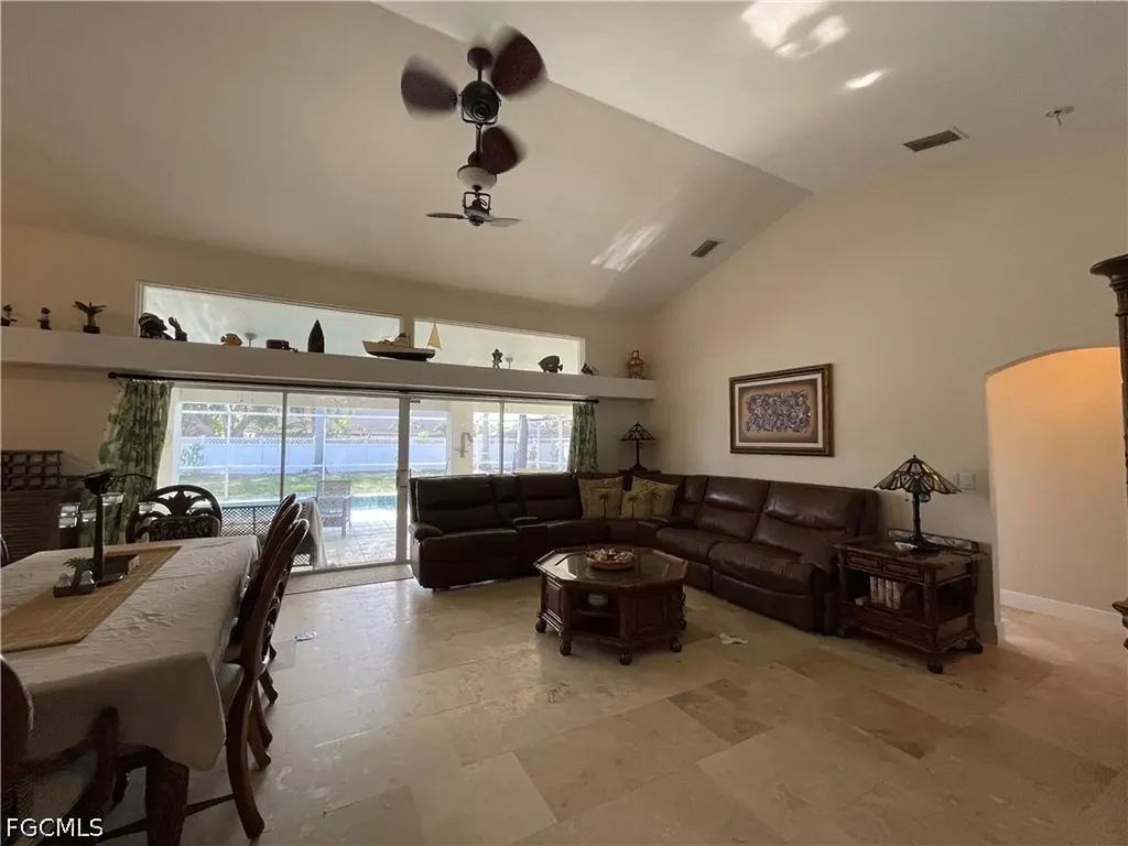 4436 SE 11th Place Cape Coral FL 33904