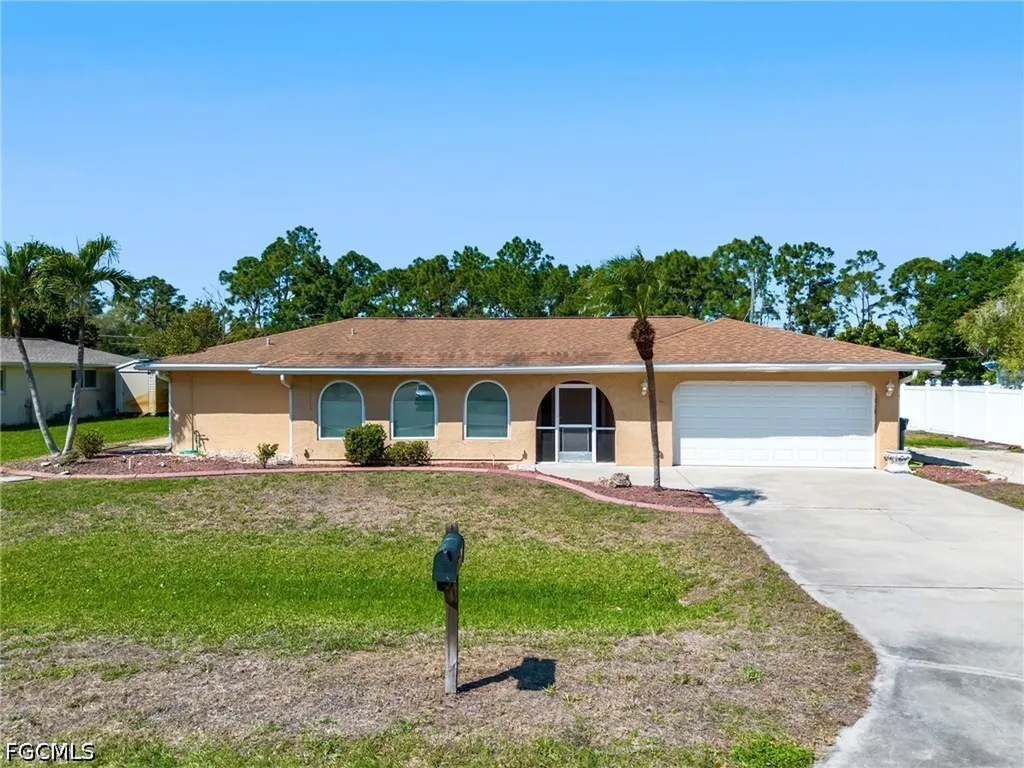 7018 Overlook Drive Fort Myers FL 33919