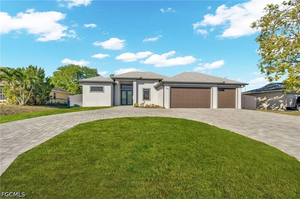 118 NW 2nd Avenue Cape Coral FL 33993