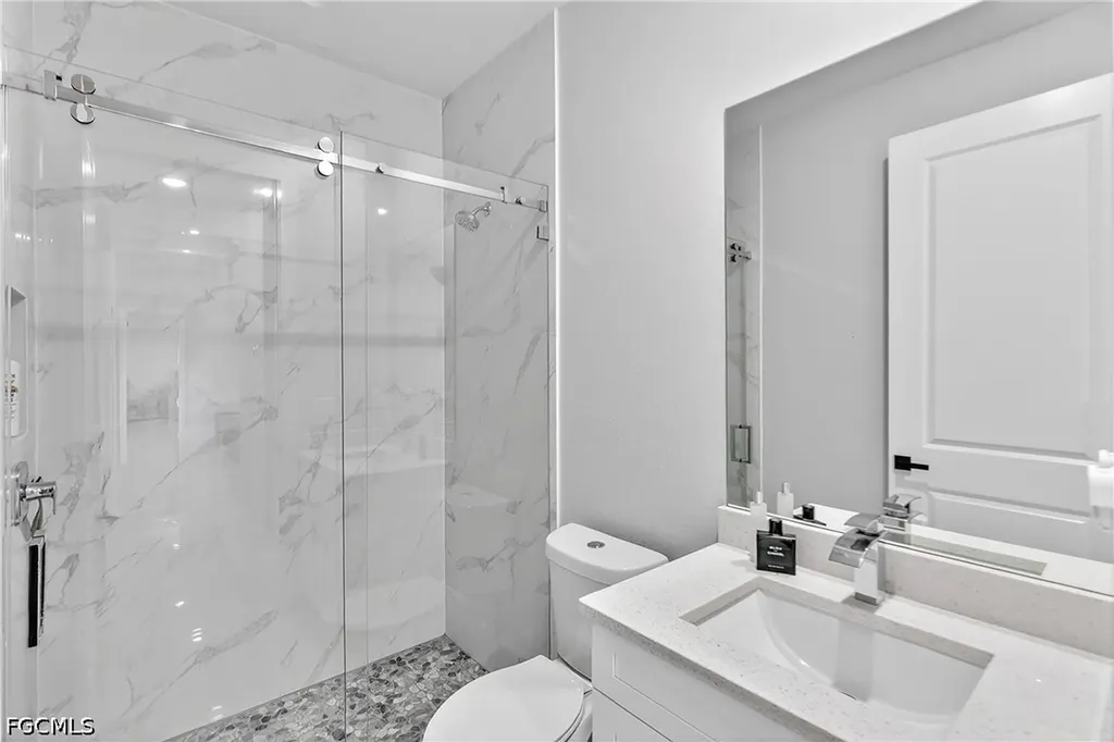 118 NW 2nd Avenue Cape Coral FL 33993