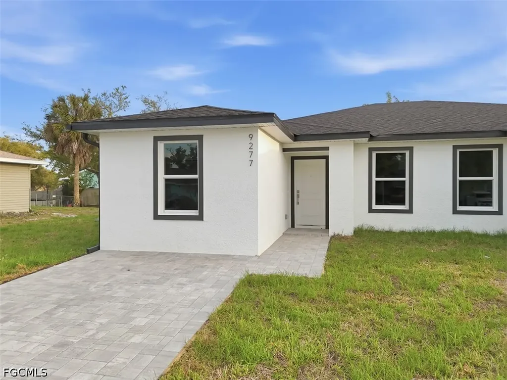 9275 Anita Avenue Englewood FL 34224