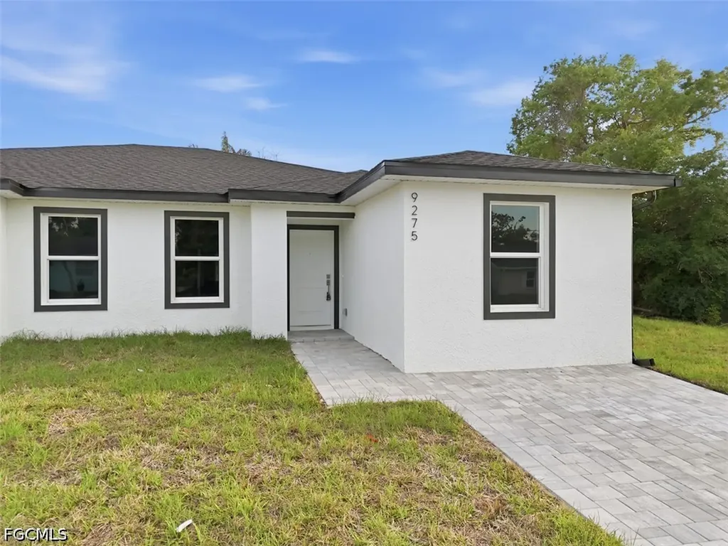 9275 Anita Avenue Englewood FL 34224