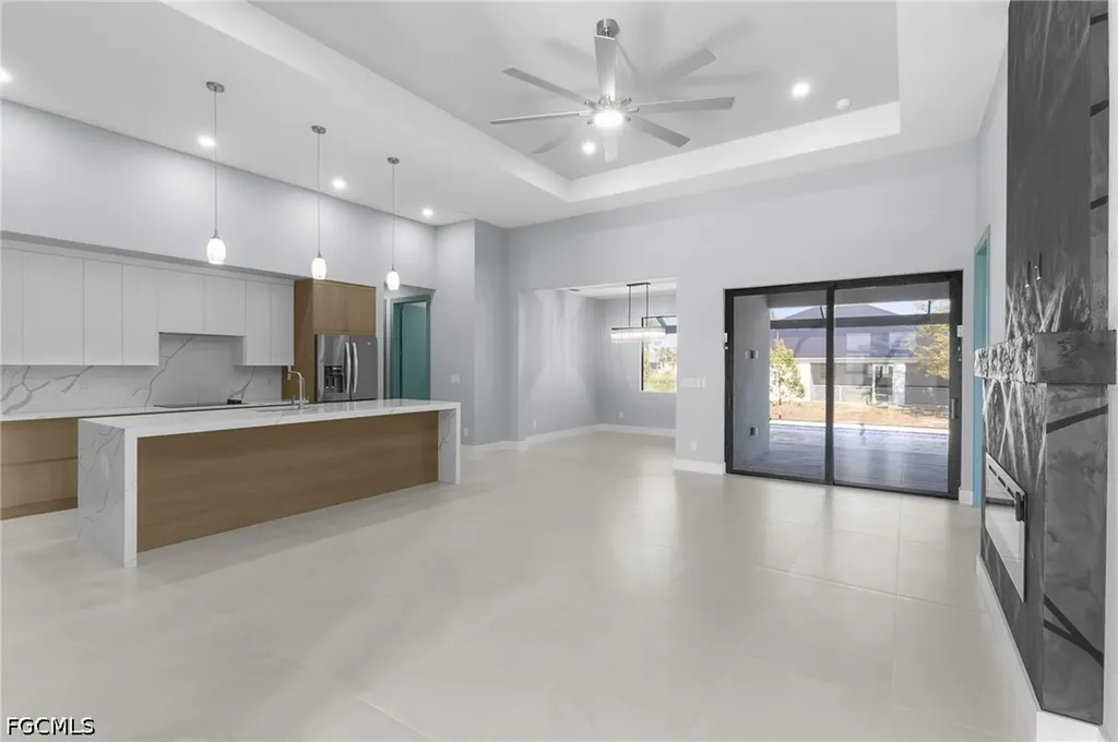 141 SW 35th Avenue Cape Coral FL 33991