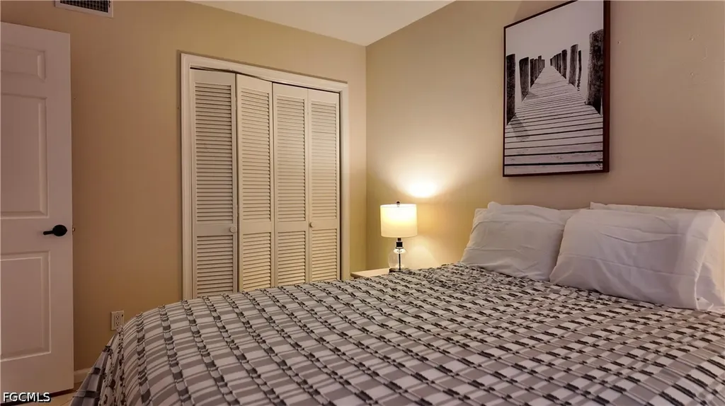 509 Roma Court Naples FL 34110