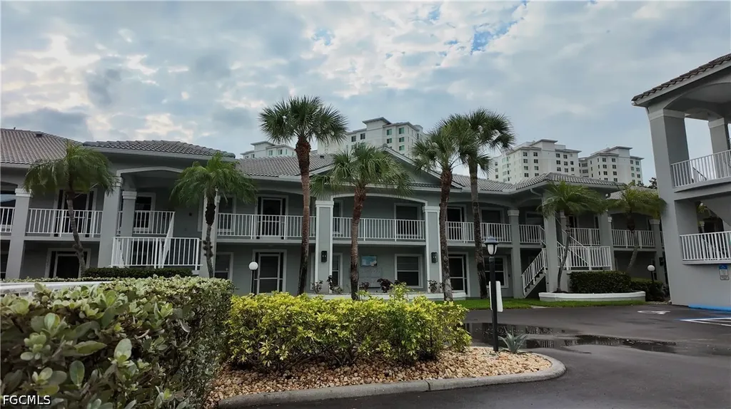 509 Roma Court Naples FL 34110