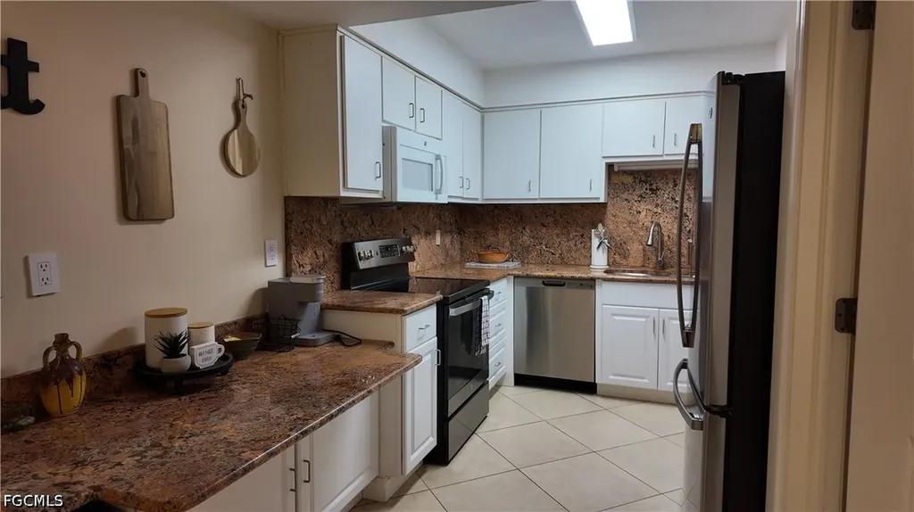 509 Roma Court Naples FL 34110