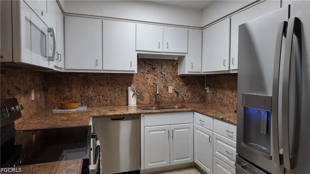 509 Roma Court Naples FL 34110