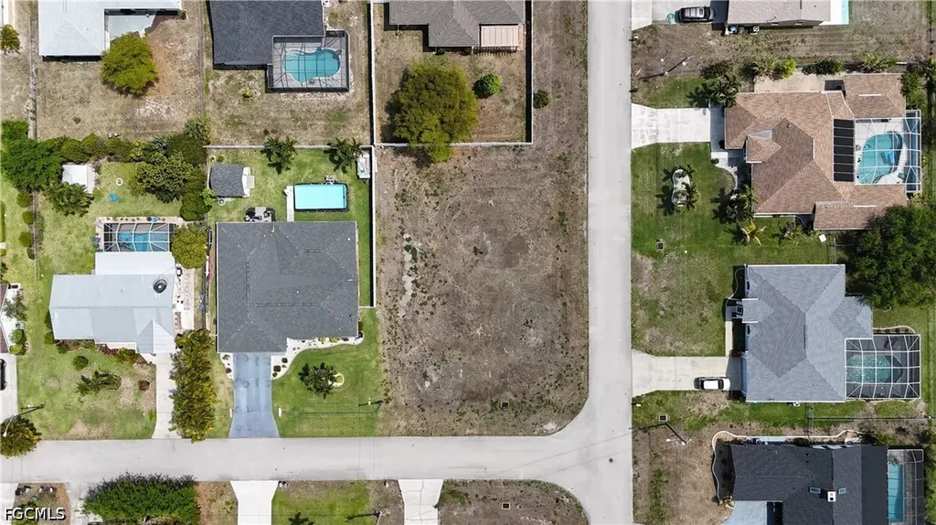 4037 SW 2nd Place Cape Coral FL 33914