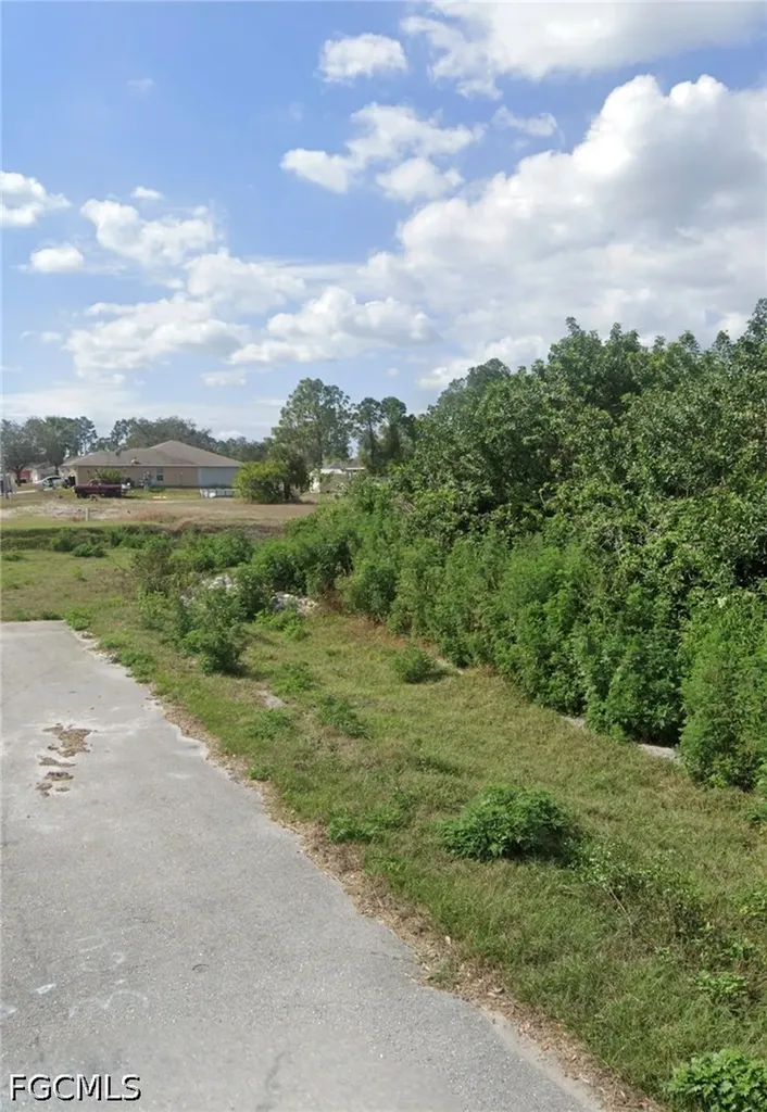 3818 34th Street SW Lehigh Acres FL 33976