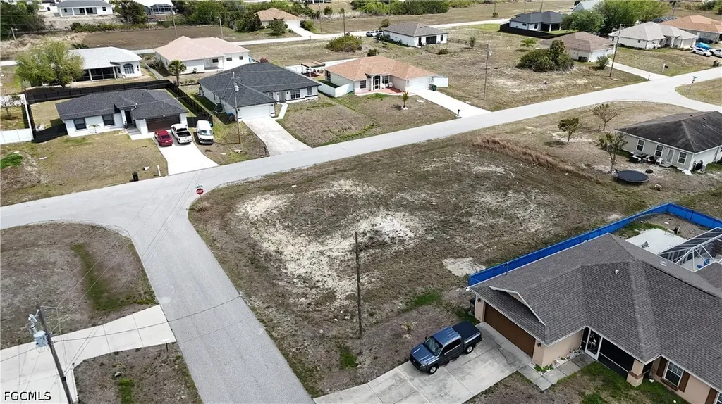 300 NW 21st Street Cape Coral FL 33993