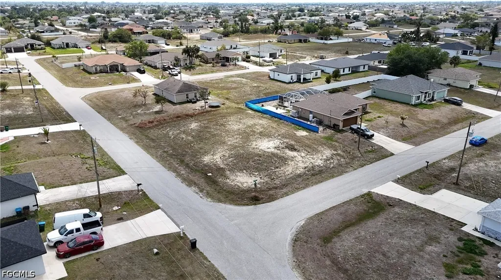 300 NW 21st Street Cape Coral FL 33993