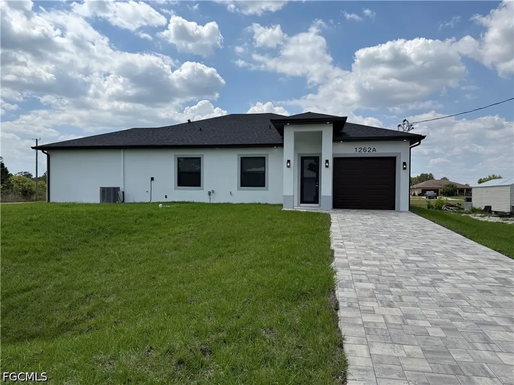 1262 Best Avenue Fort Myers FL 33913