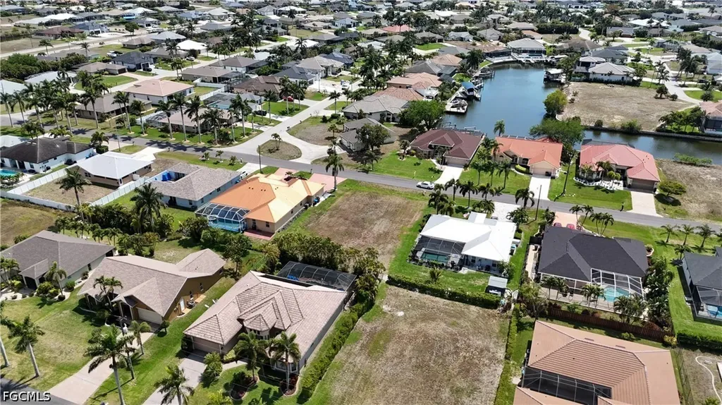 2507 SW 25th Street Cape Coral FL 33914