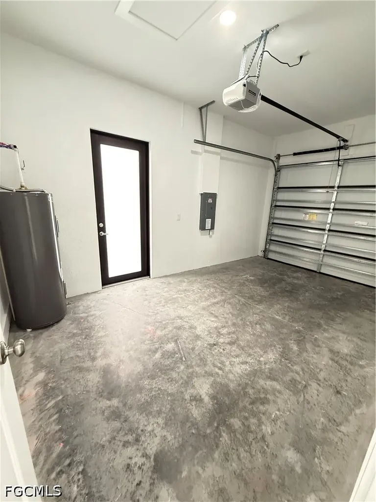 1253 Columbus Boulevard Fort Myers FL 33913