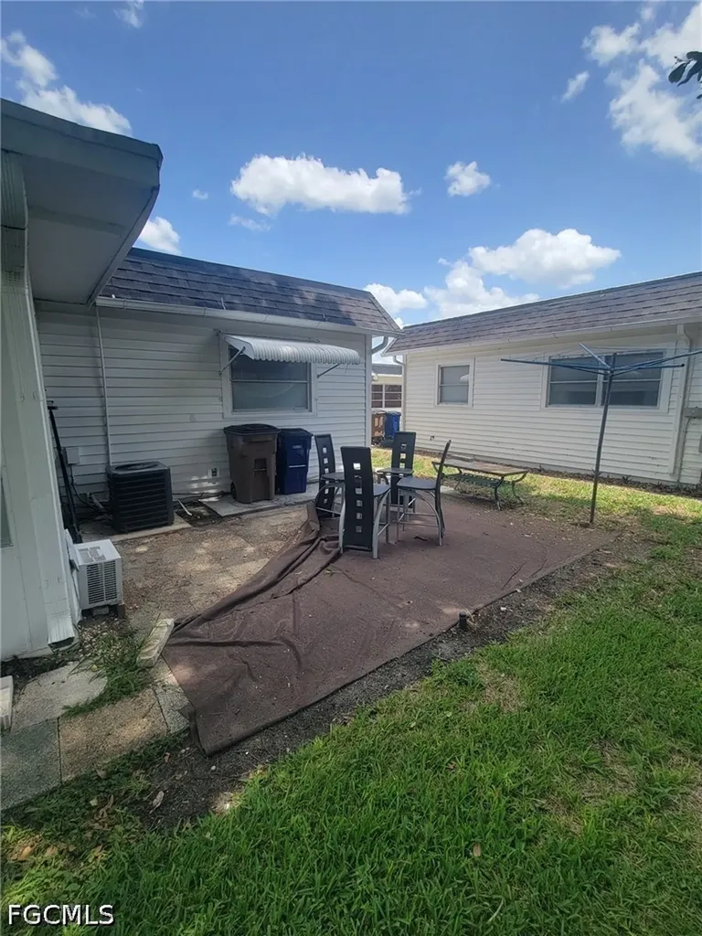 47 Tangelo Court Lehigh Acres FL 33936
