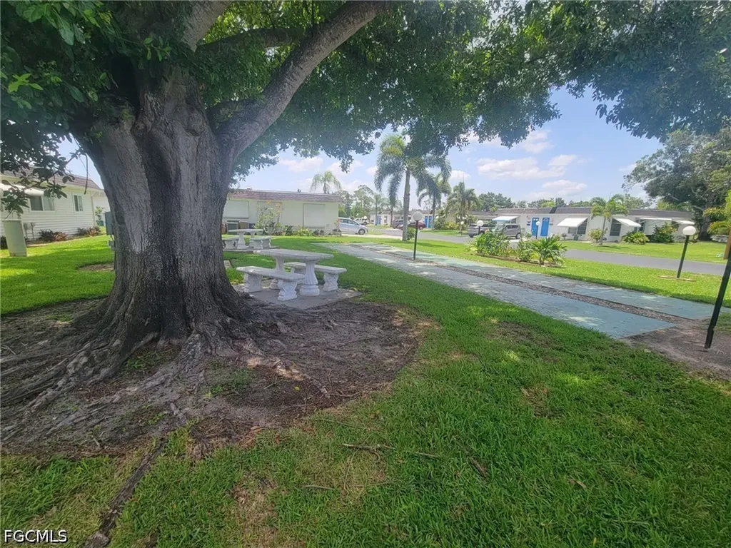 47 Tangelo Court Lehigh Acres FL 33936