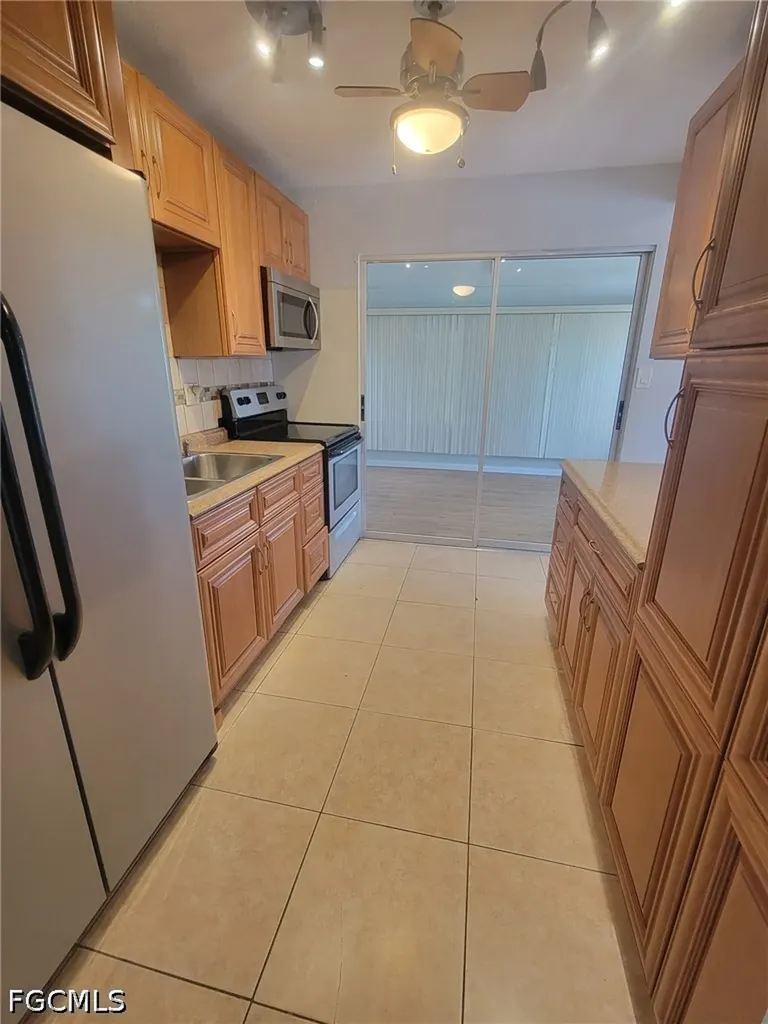 47 Tangelo Court Lehigh Acres FL 33936