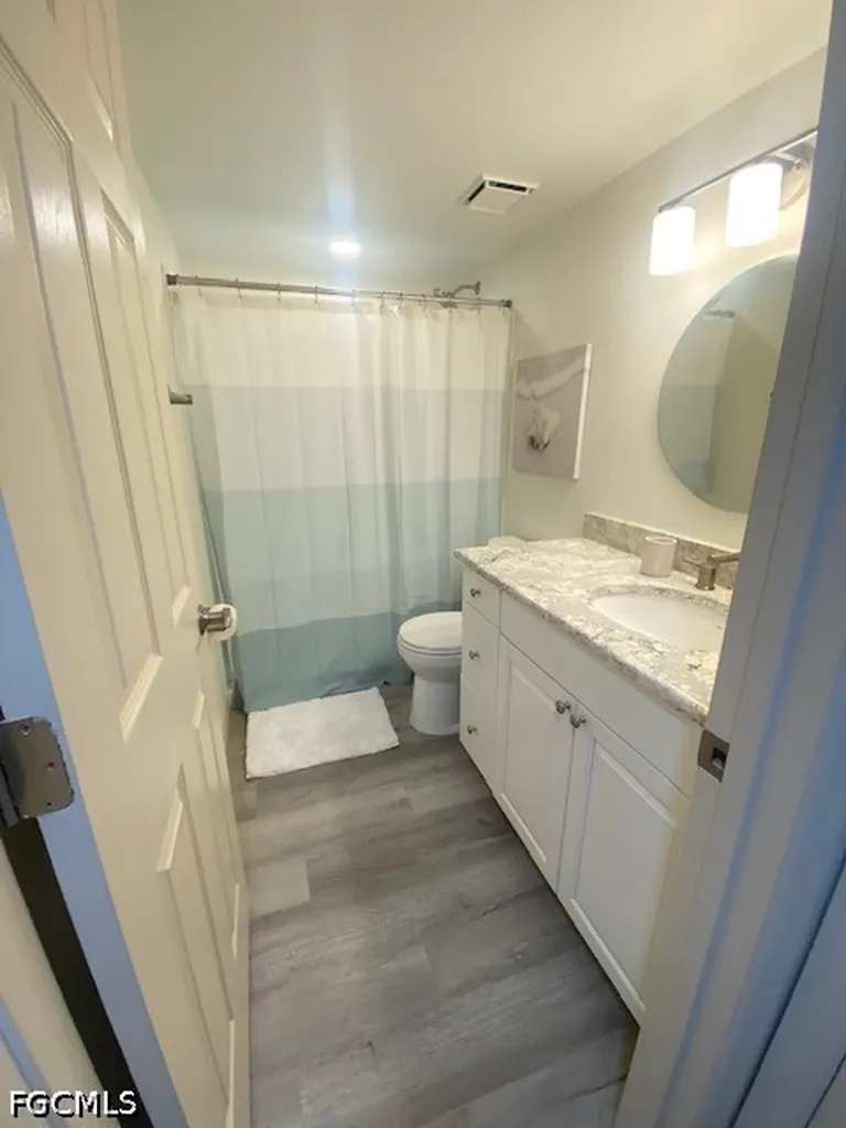16007 Davis Road Fort Myers FL 33908