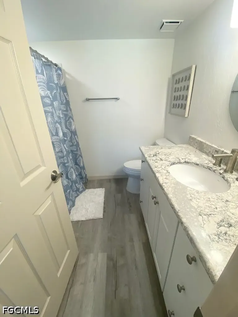 16007 Davis Road Fort Myers FL 33908