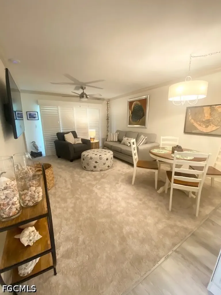 16007 Davis Road Fort Myers FL 33908