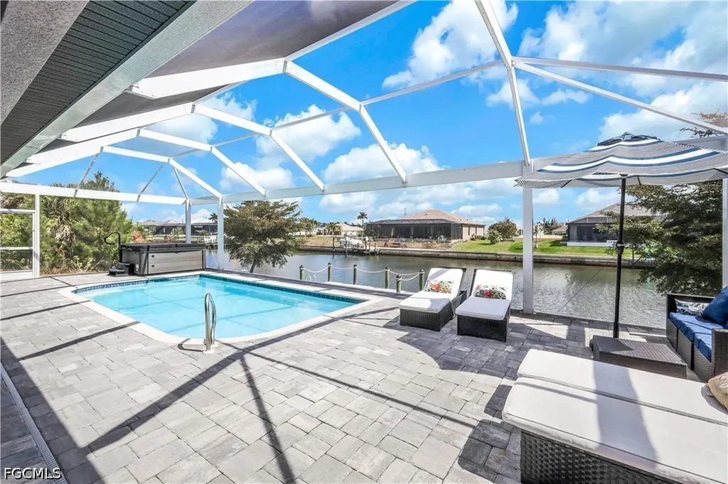 2319 NW 38th Avenue Cape Coral FL 33993