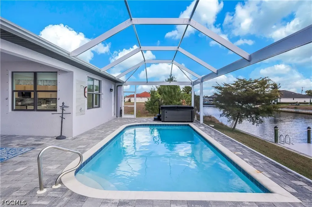2319 NW 38th Avenue Cape Coral FL 33993