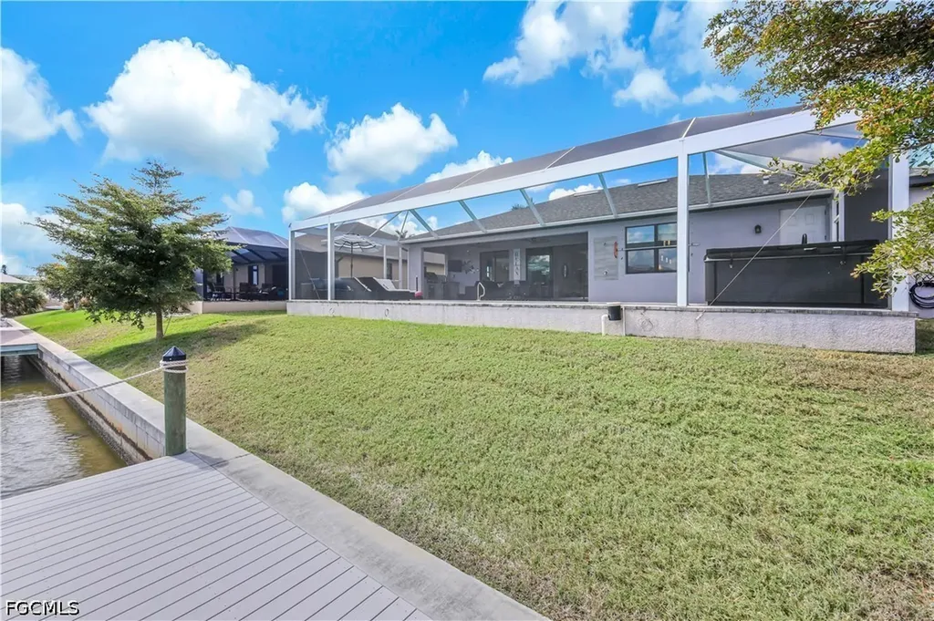 2319 NW 38th Avenue Cape Coral FL 33993