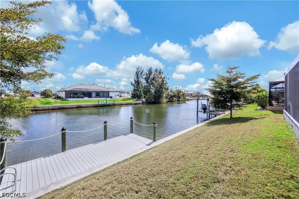 2319 NW 38th Avenue Cape Coral FL 33993