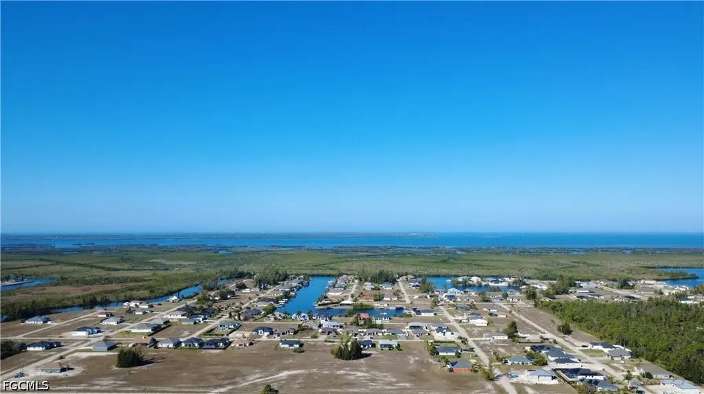 2319 NW 38th Avenue Cape Coral FL 33993