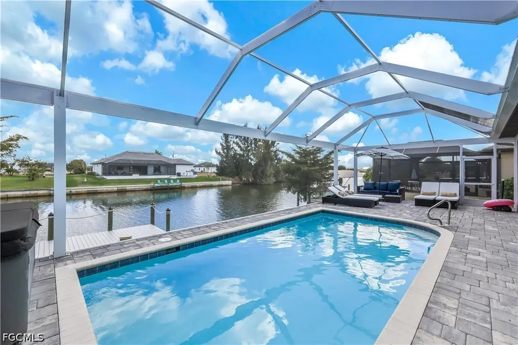 2319 NW 38th Avenue Cape Coral FL 33993