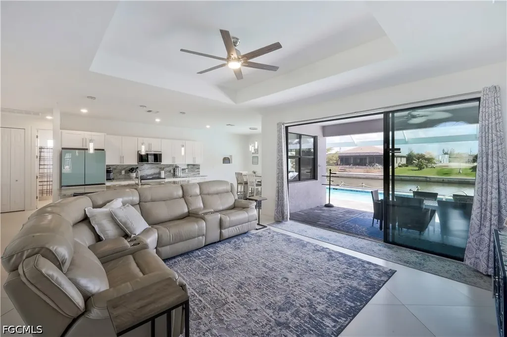 2319 NW 38th Avenue Cape Coral FL 33993