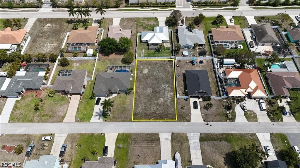 4313 SW 9th Place Cape Coral FL 33914
