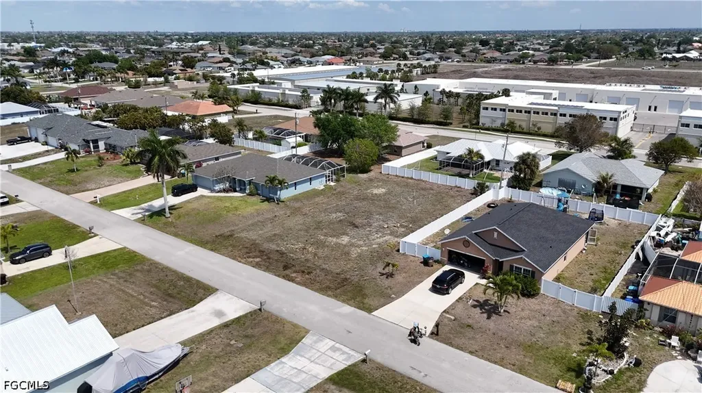 4313 SW 9th Place Cape Coral FL 33914